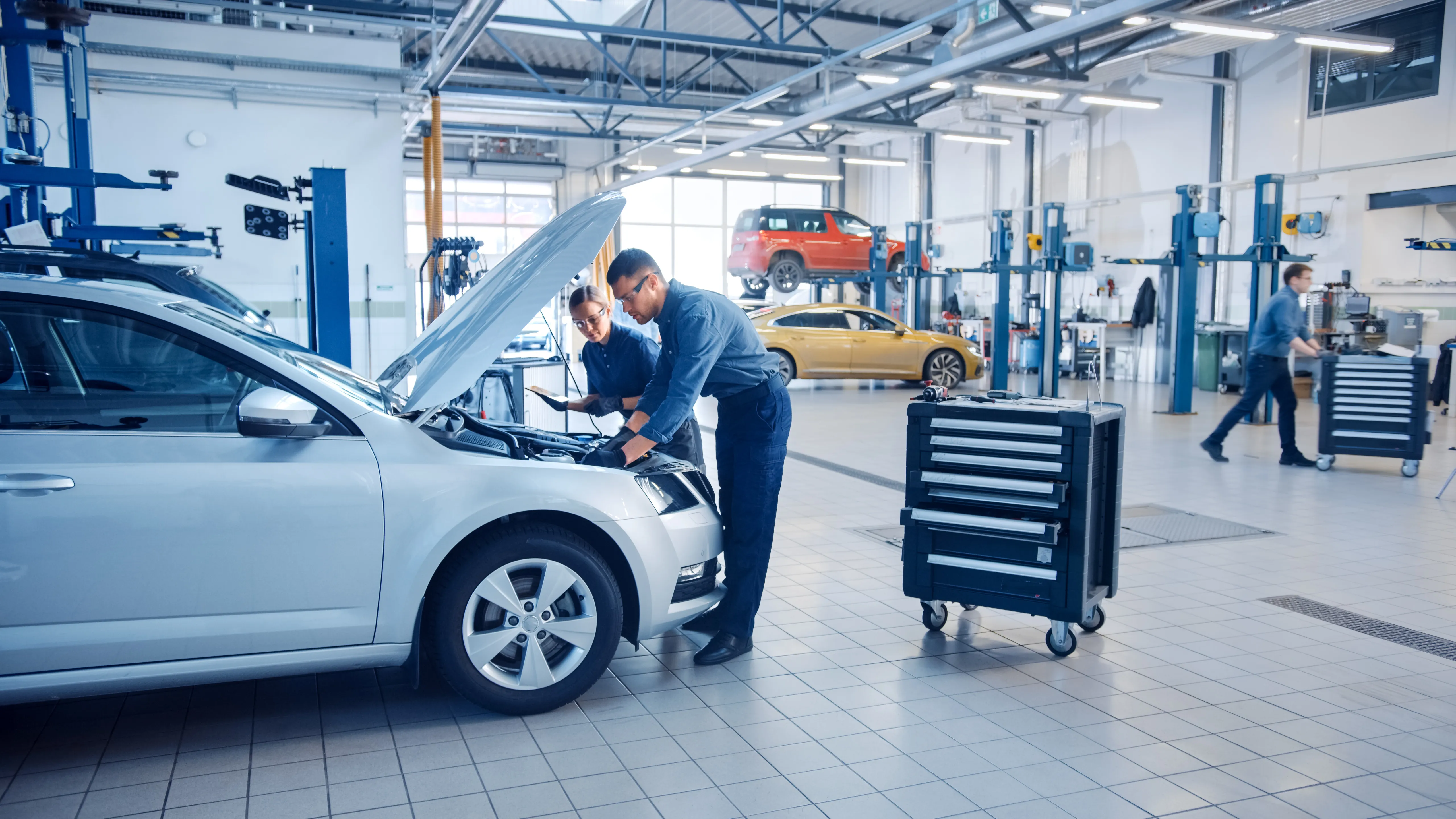 zdjęcie przedstawiające Autoryzowany  serwis i salon samochodów Peugeot, Citroen, Fiat, Jeep, Opel, Leapmotor